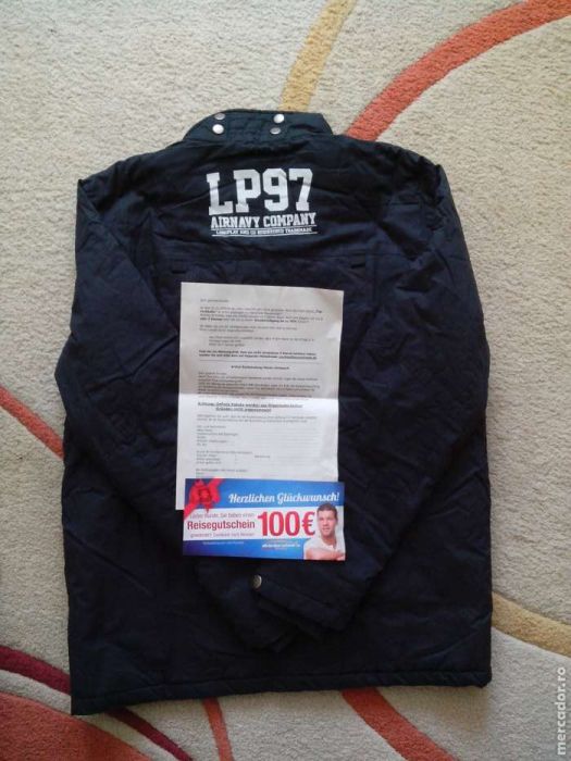 Vand geaca barbateasca noua