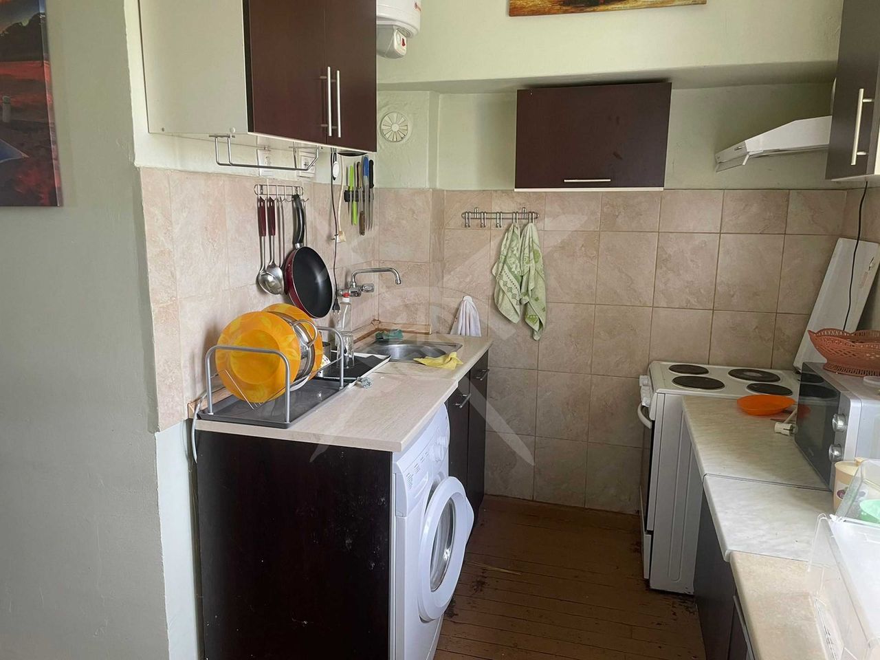Продава се Двустаен апартамент в Нови Искър - 56 кв.м за 1661 €/кв.м - Снимка #1