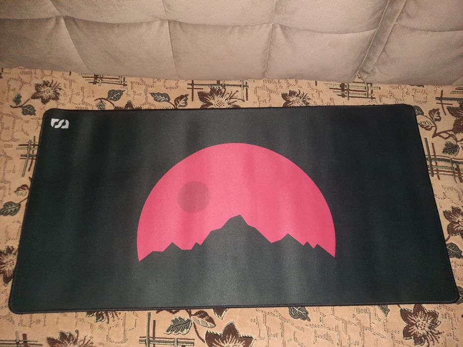 Коврик для клавиатуры новый.