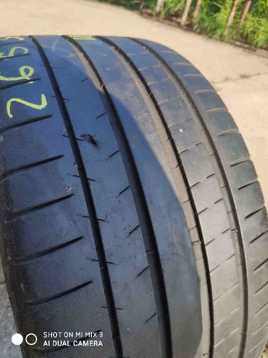 Anvelopa Vara 265/35 R19 MICHELIN Pilot Super Sport 98Y - XL DOT 2018