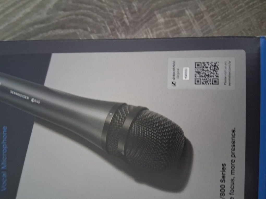 Продавам микрофон Sennheiser vocal microphone
