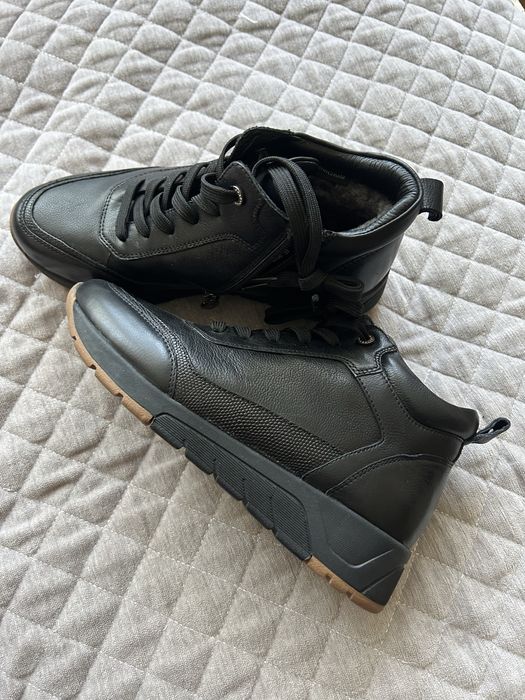 Зимние кроссовки Anemone