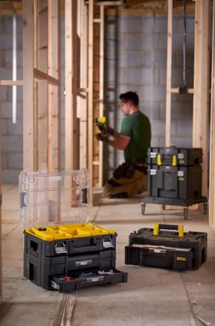 Куфар органайзер за консумативи STANLEY - СЪВМЕСТИМ DeWALT TSTAK