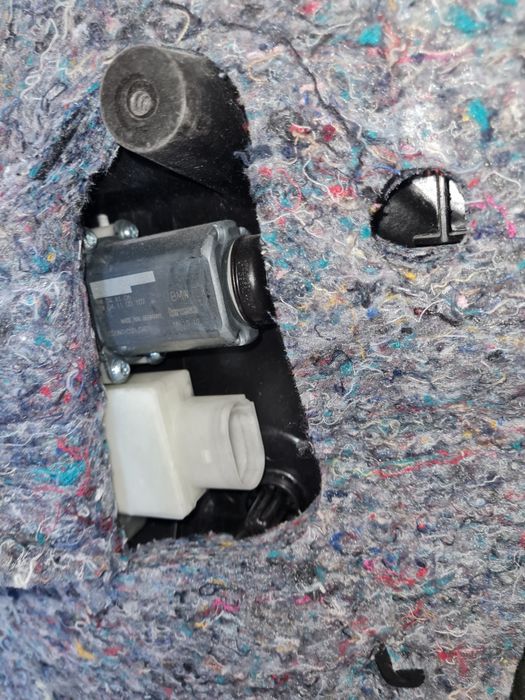 Macara dreapta spate BMW X3 G01 / cod-7487602 / an-2017-2023 OEM