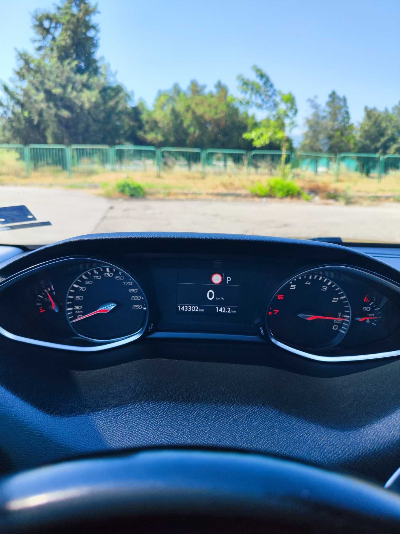 Peugeot 308 ALLURE 1, 2 Pure Tech 130 EAT8