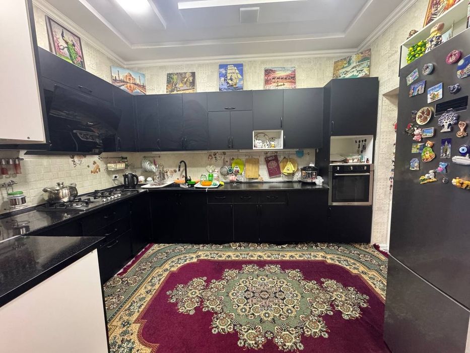 Продаётся 5-комнатный дом в Сергелинском районе 2соток 120М2