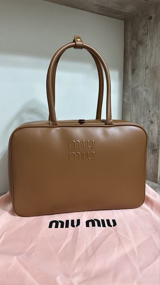 Сумка Miu Miu женская