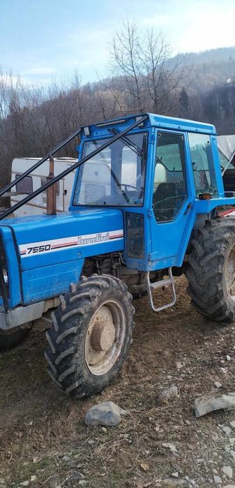 Vând Tractor Landini 75