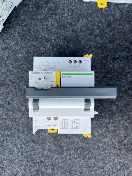 Remote control Schneider A9C70122