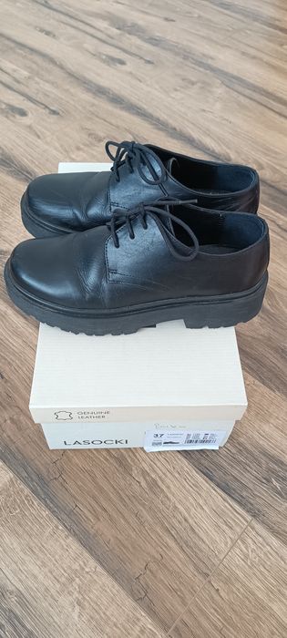 Кожени обувки Lasocki
