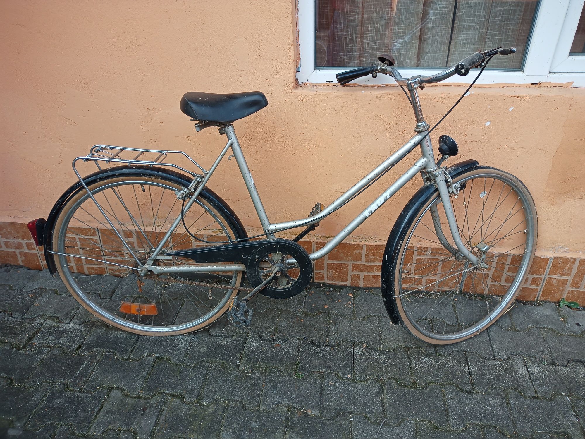 Bicicleta Dama 150 lei