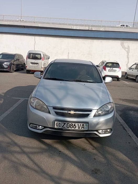 Gentra 2015 серебристый