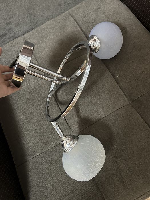 Продам люстру в хорошем состоянии