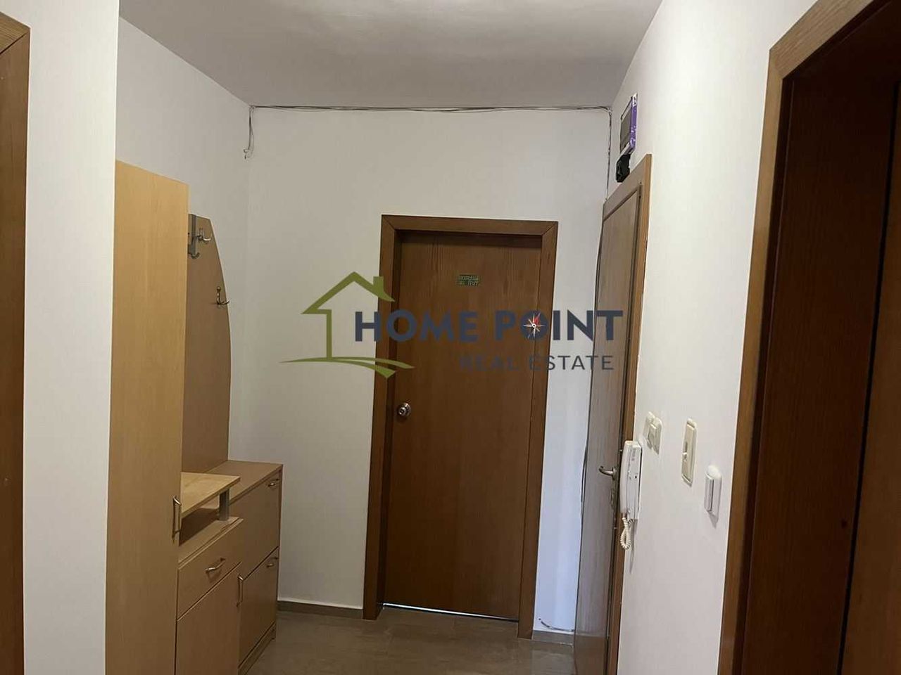 Продава се Тристаен апартамент в Варна, Център - 92 кв.м за 2718 €/кв.м - Снимка #4