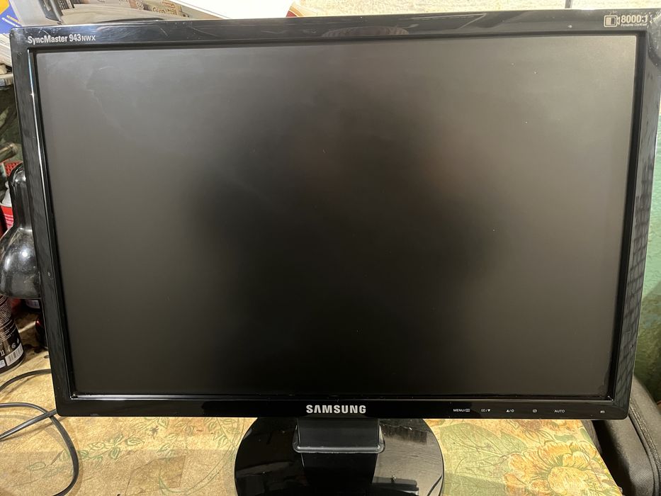 Продам монитор самсунг