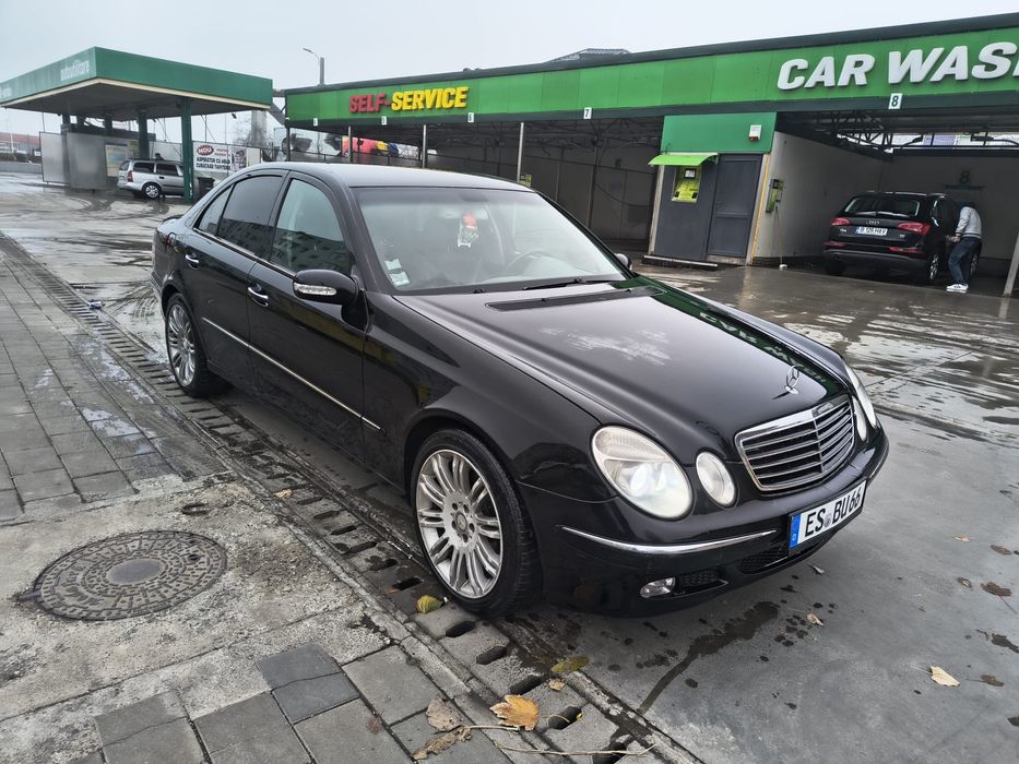 Vând Mercedes-Benz E-Class W211, an 2006, motor 2.2 CDI diesel