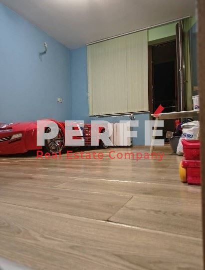 Продава се Тристаен апартамент в Бургас, Братя Миладинови - 100 кв.м за 2550 €/кв.м - Снимка #5