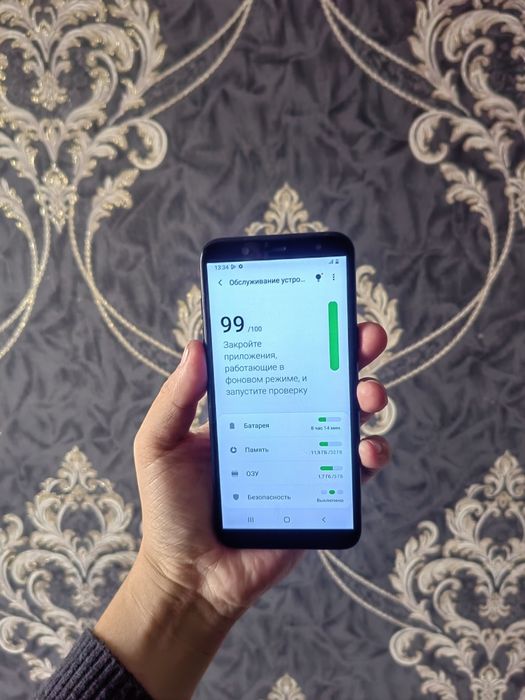 Samsung A6 32gb ekran almashgan sotiladi