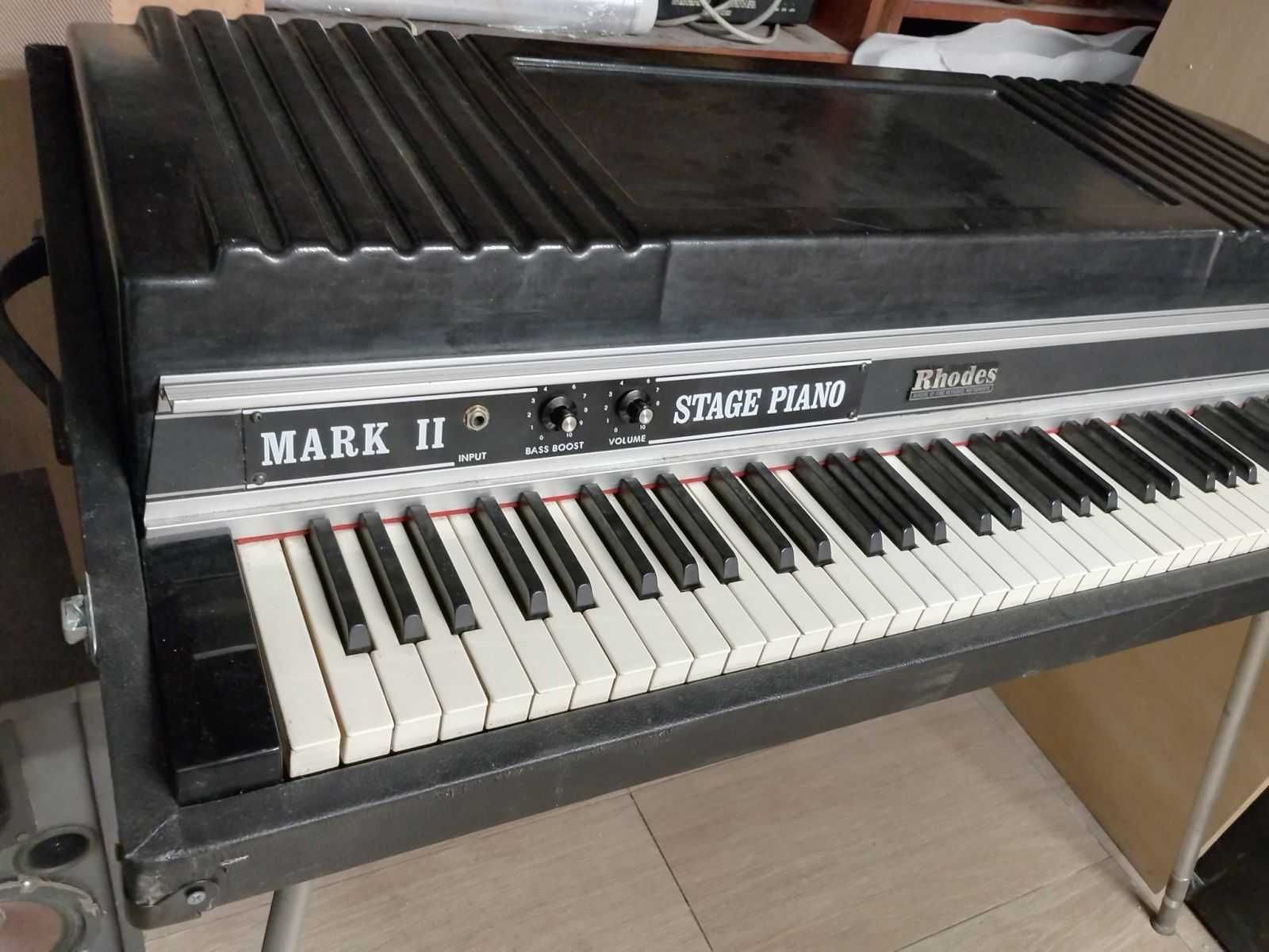 Продавам пиано FENDER RHODES MARK II 73 клавиша