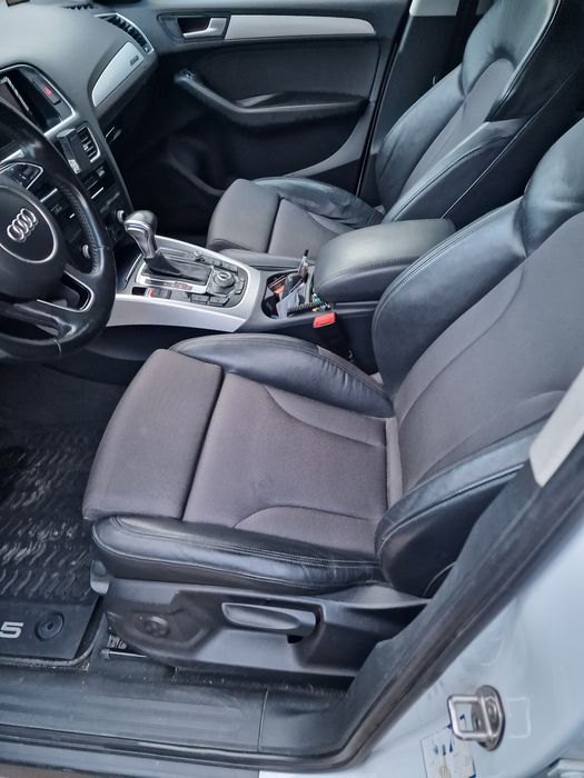 Vând Audi Q5 quatro