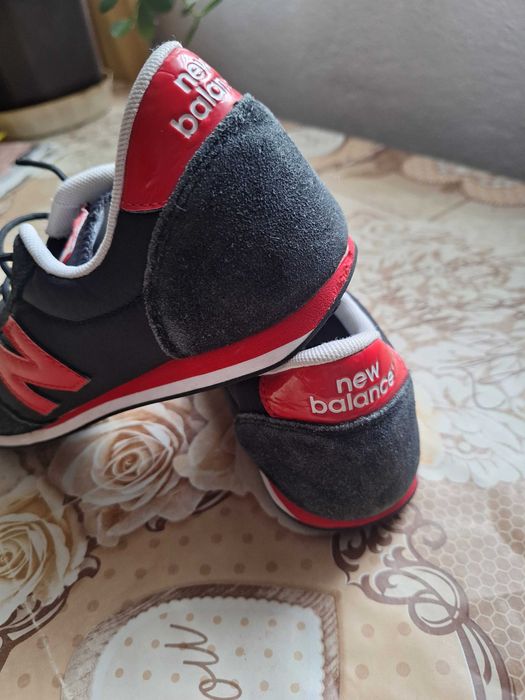 Маратонки New Balance
