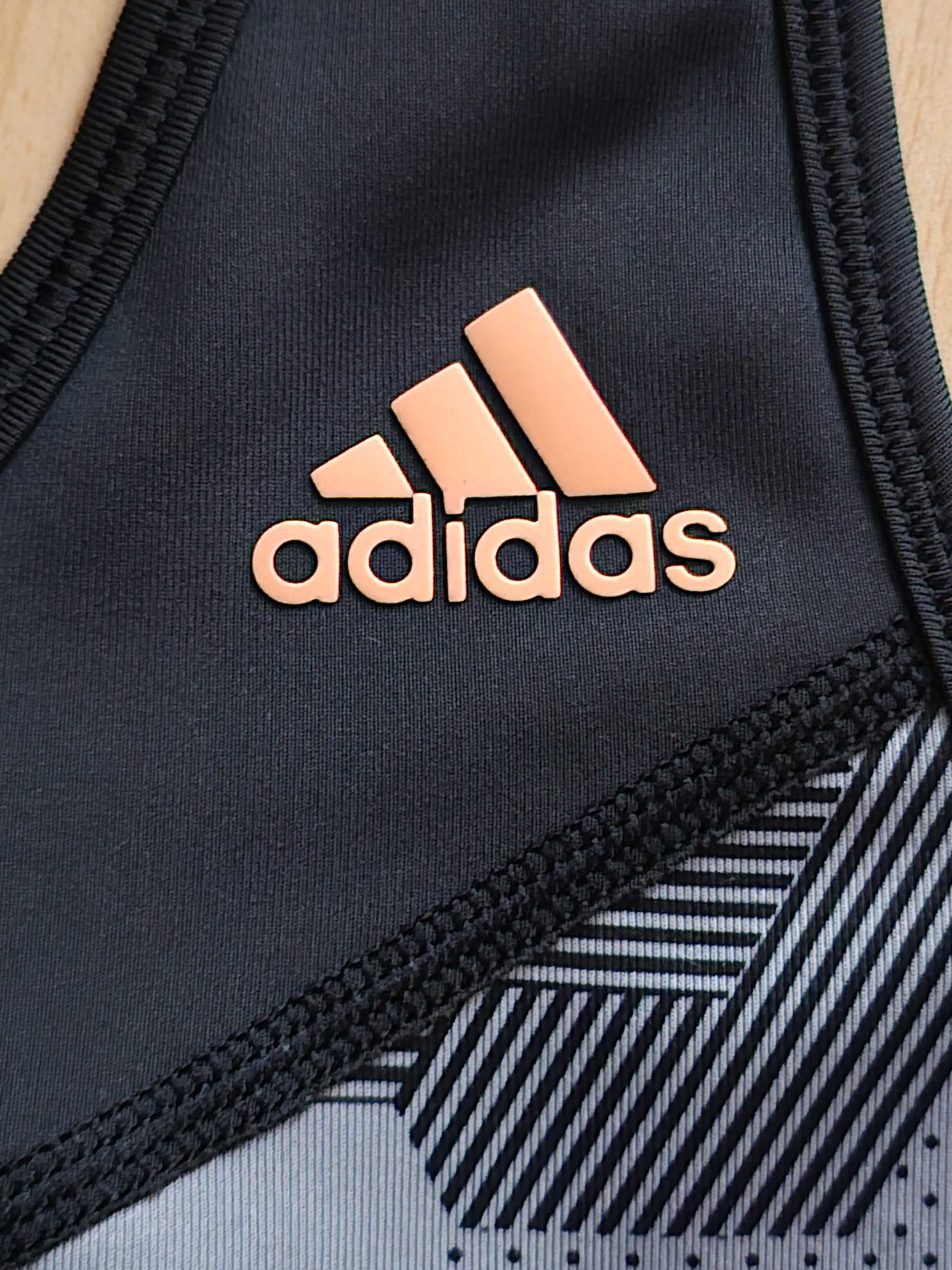 Adidas оригинално спортно бюстие/сутиен