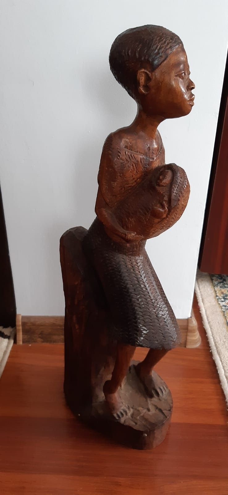 Statuie Vintage din lemn întreg sculptată manual