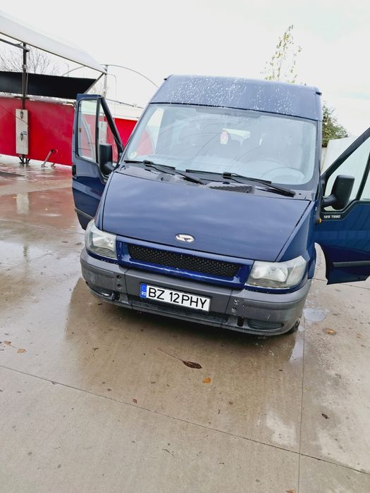 Vand Ford Tranzit 8+1 locuri