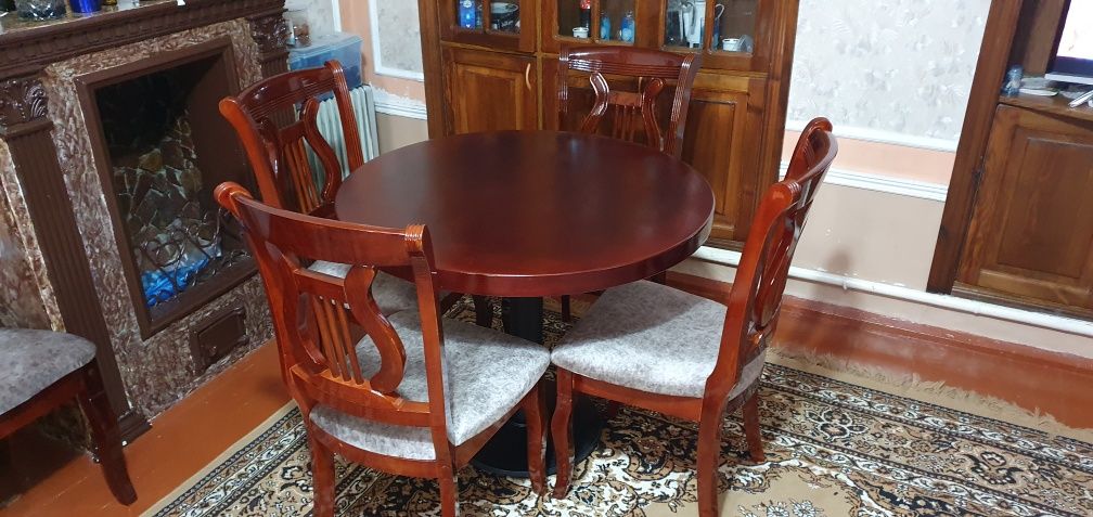 Стол стуля комплекте 4 стуля  1 стол из африканского красного дерево