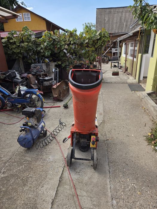 Tocatoare crengi Sabo ComStar 1800 S