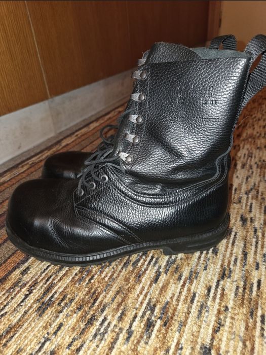 Шведски кубинки Sievi M90