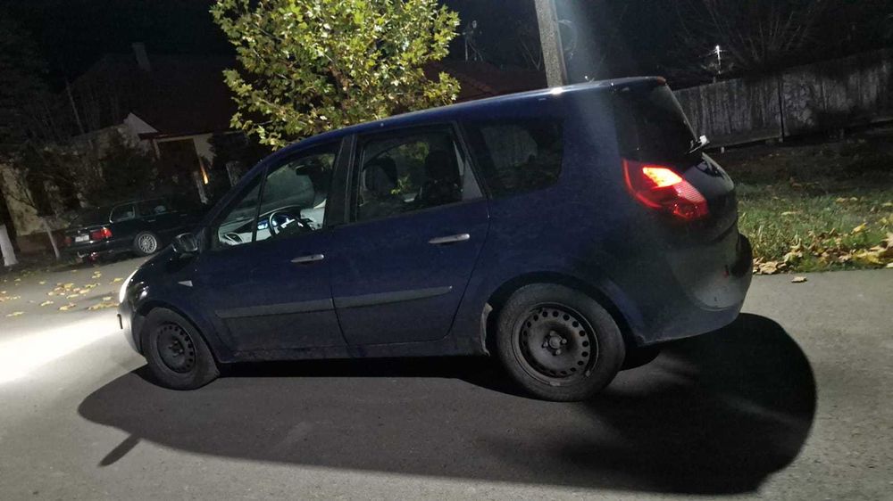 Vand renault megane scenic II stare super!