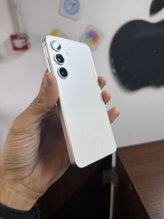 Vand Samsung S24 256Gb impecabil