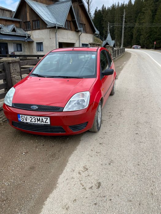 Vând Ford Fiesta 1.3 Benzină