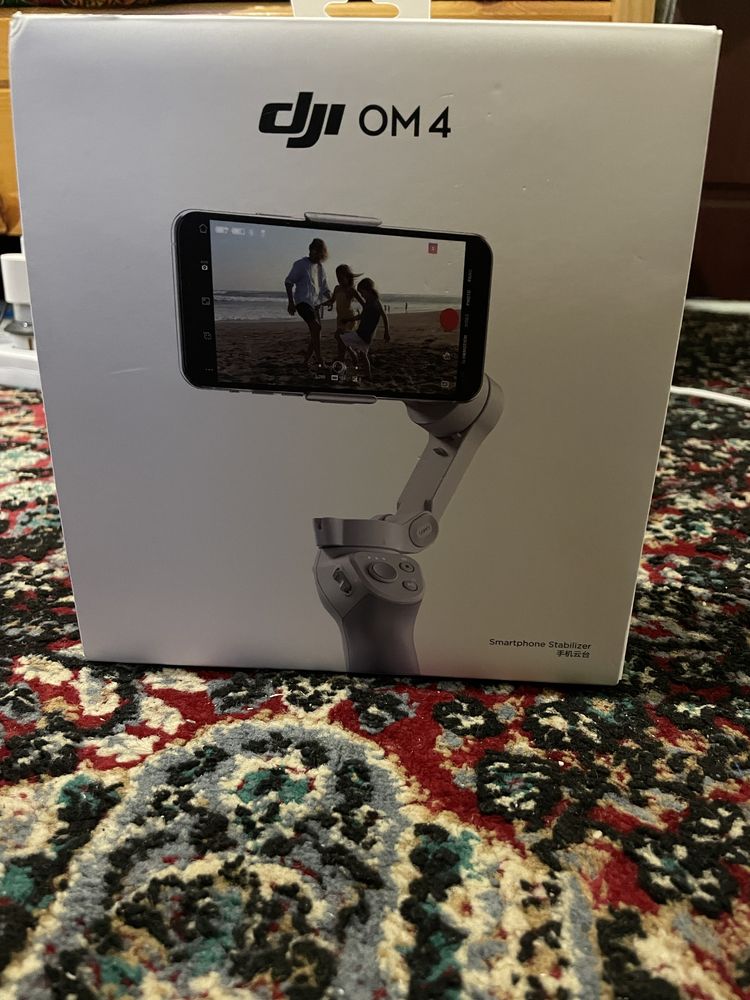 DJI Osmo Mobile 3-4