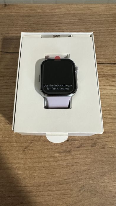 Смарт часовник HUAWEI WATCH FIT 4