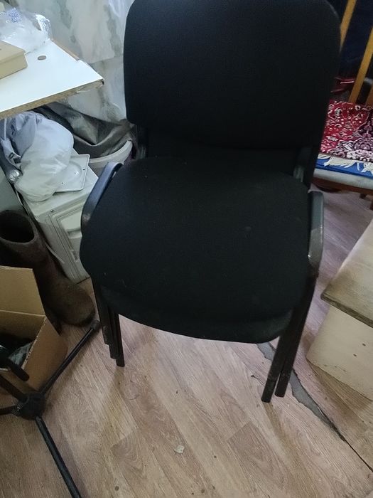 Продаются стулья четыре штуки