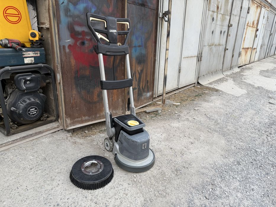 * Karcher BDS 33 поломоечная машина для ковров брусчатки кафеля мрамор