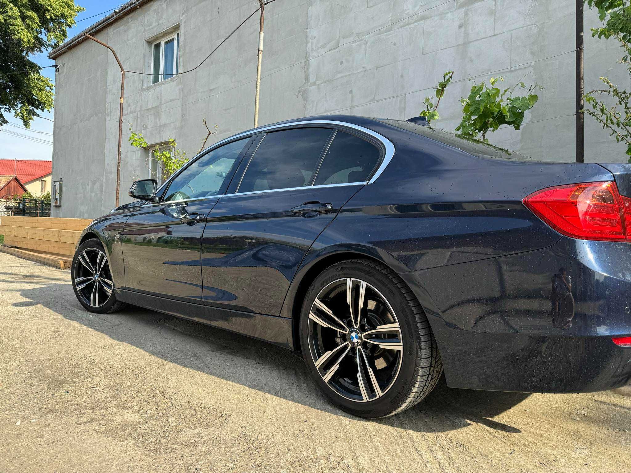 BMW 320i 170 cp, EfficientDynamics