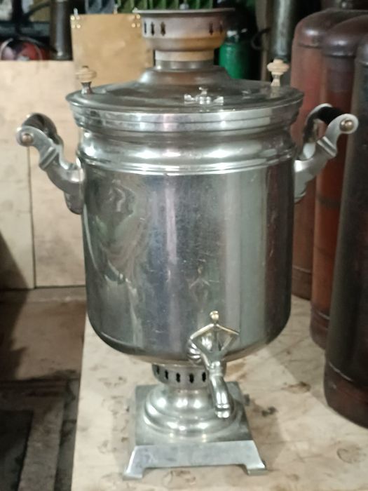 Продам самовар 40 литровый советский