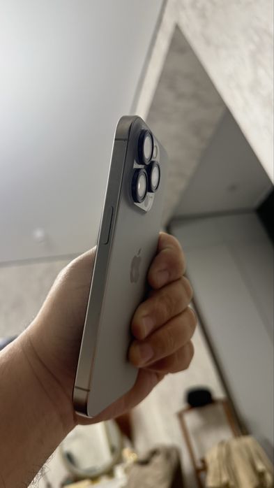 Iphone 15 pro 256 90 %