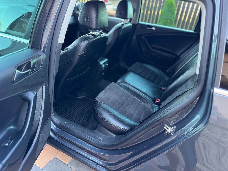 Volkswagen Passat /2.0 TDI/2010 luna a3a/Euro 5/Navi/Piele Alcantara
