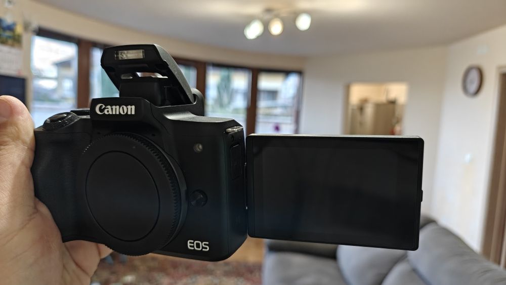 Canon EOS M50 комплект