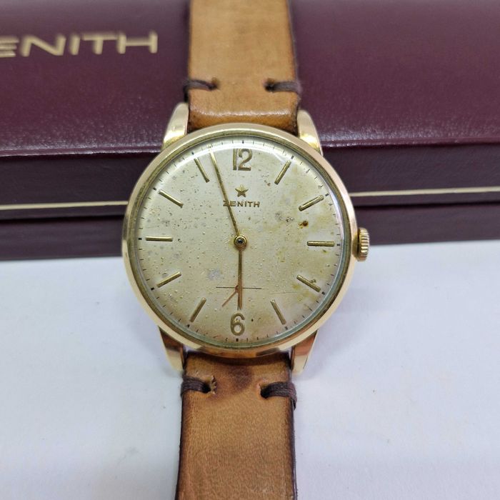 Liquid Money vinde - Ceas vintage Zenith Stellina 35mm