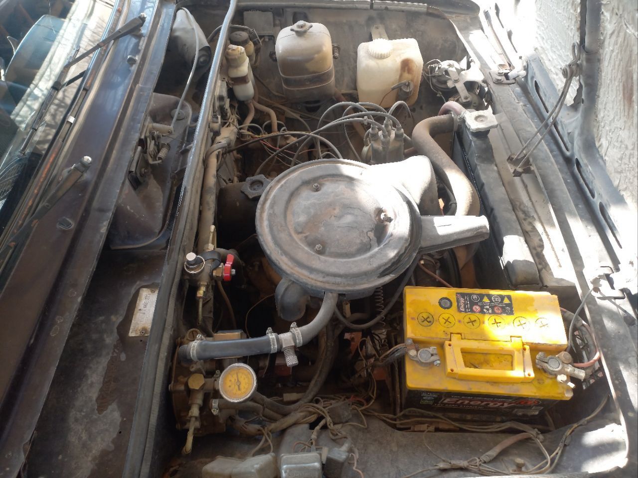 Vaz 2101 sotiladi