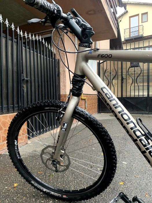 Cannondale F600..excelenta ..