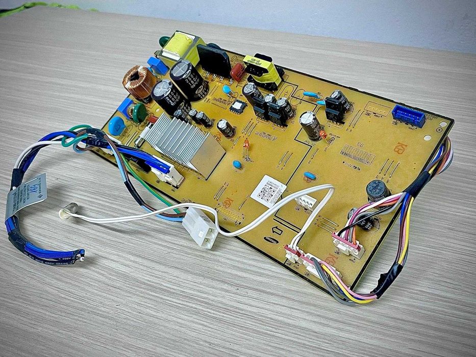 Placa electronica inverter combina frigorifica Samsung DA9201098C/ R19