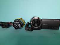 Продавам видеокамера Sony HDR CX570E