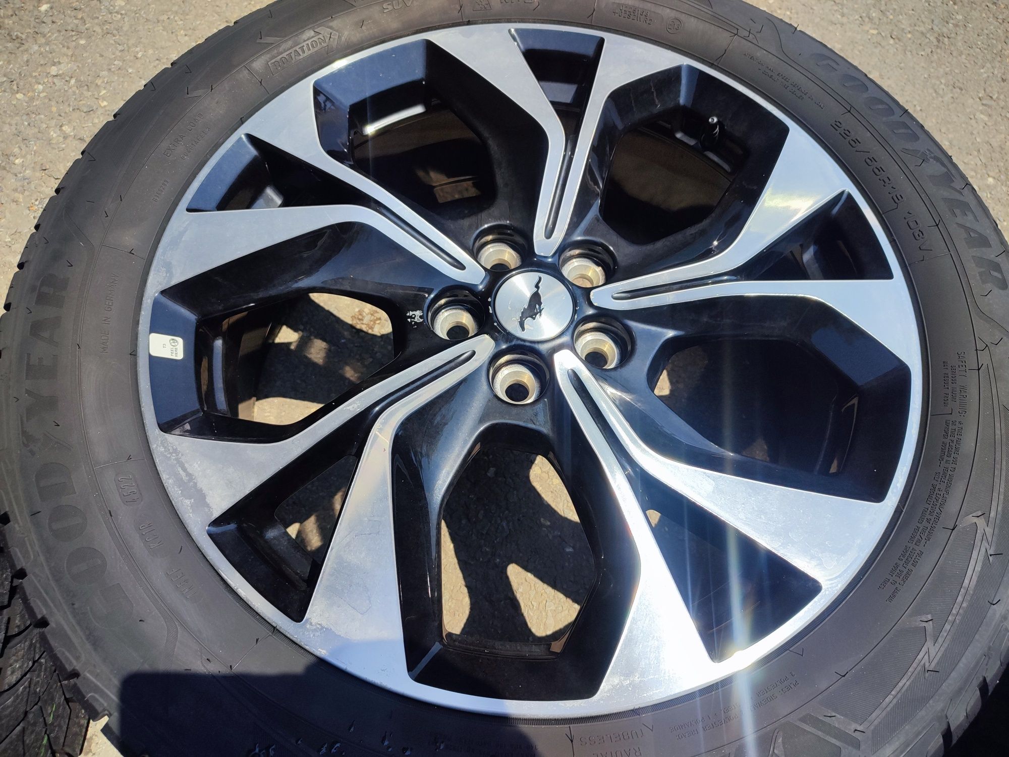 18" оригинални алуминиеви джанти за Ford Mustang Mach E.