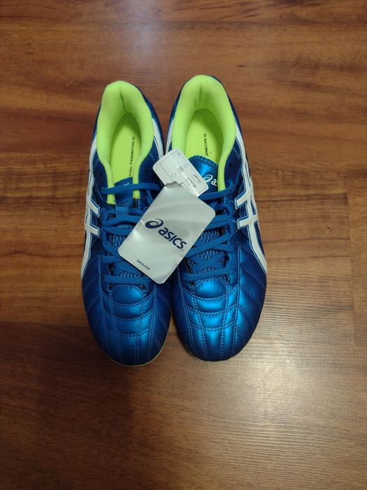 Ghete fotbal Asics mărimea 39